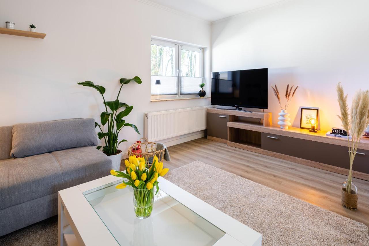 Vivid - Ideal Fuer 4 - Strandnaehe Mit 2 Terrassen - 2 Sz & Wz Varel Zewnętrze zdjęcie